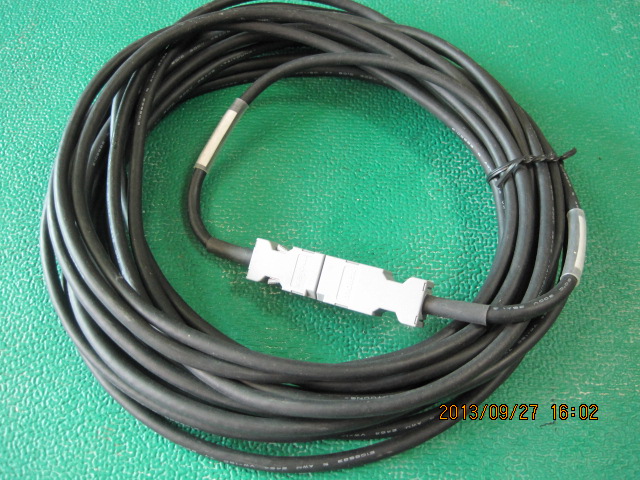 CABLE R88A-CRWA010C