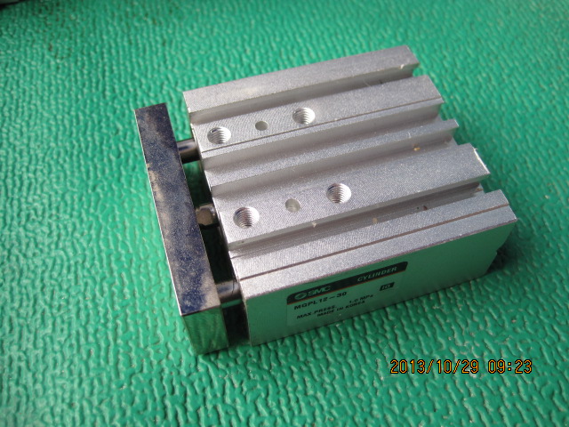 GUIDE CYLINDER MGPL12-30