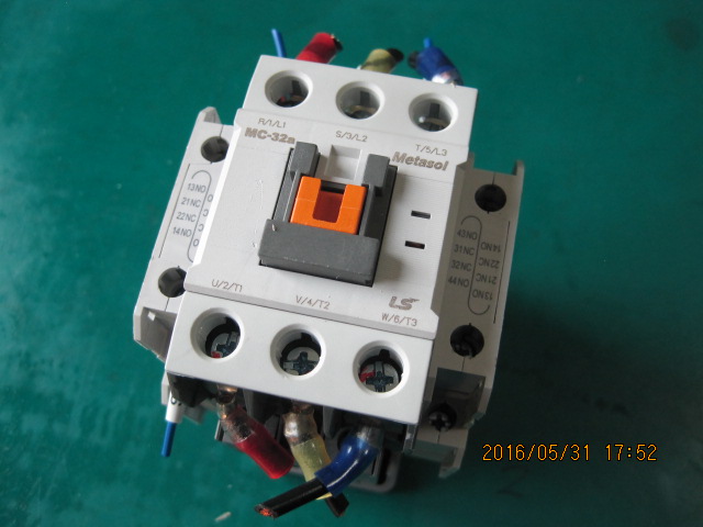 LS CONTACTOR MC-32a (DC24V-중고) 엘에스 전자접촉기