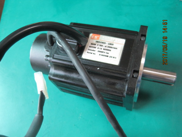 AC SERVO MOTOR XMRKN05-AB00(450W 중고)