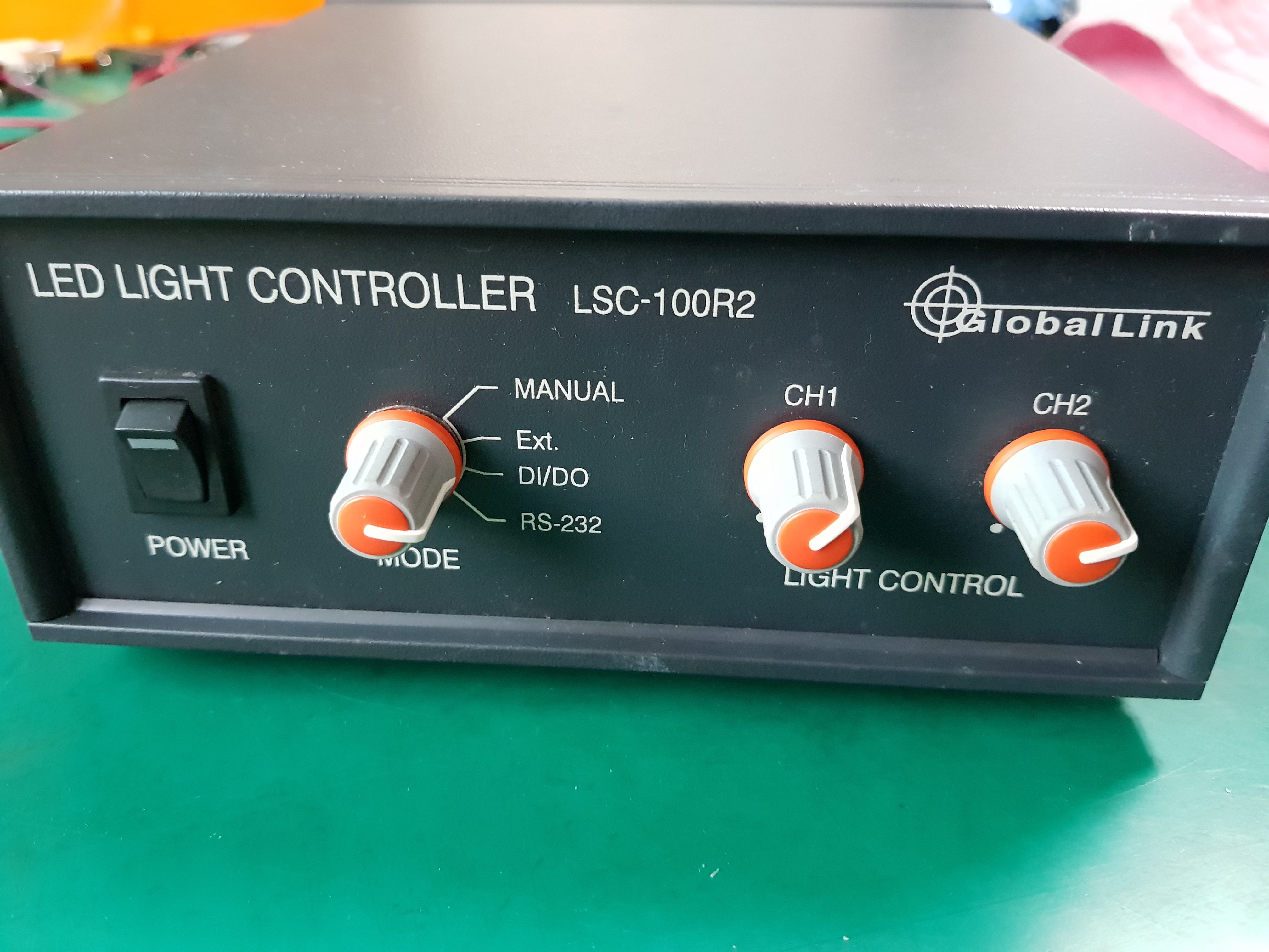 LED LIGHT CONTROLLER LSC-100R2(미사용품)