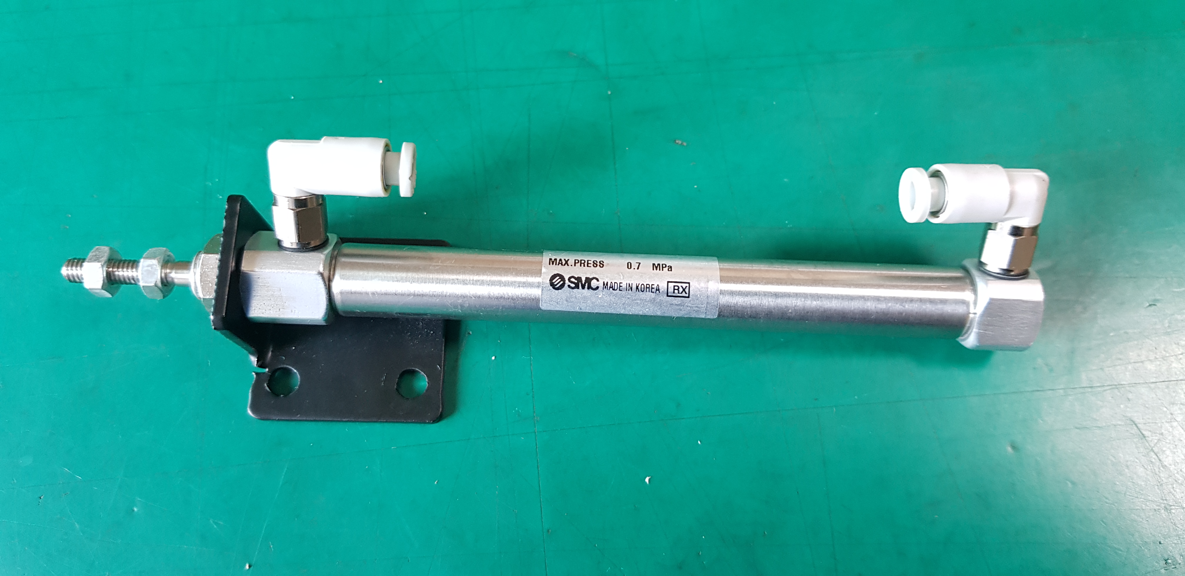 AIR CYLINDER CJ2B10-70 (중고)