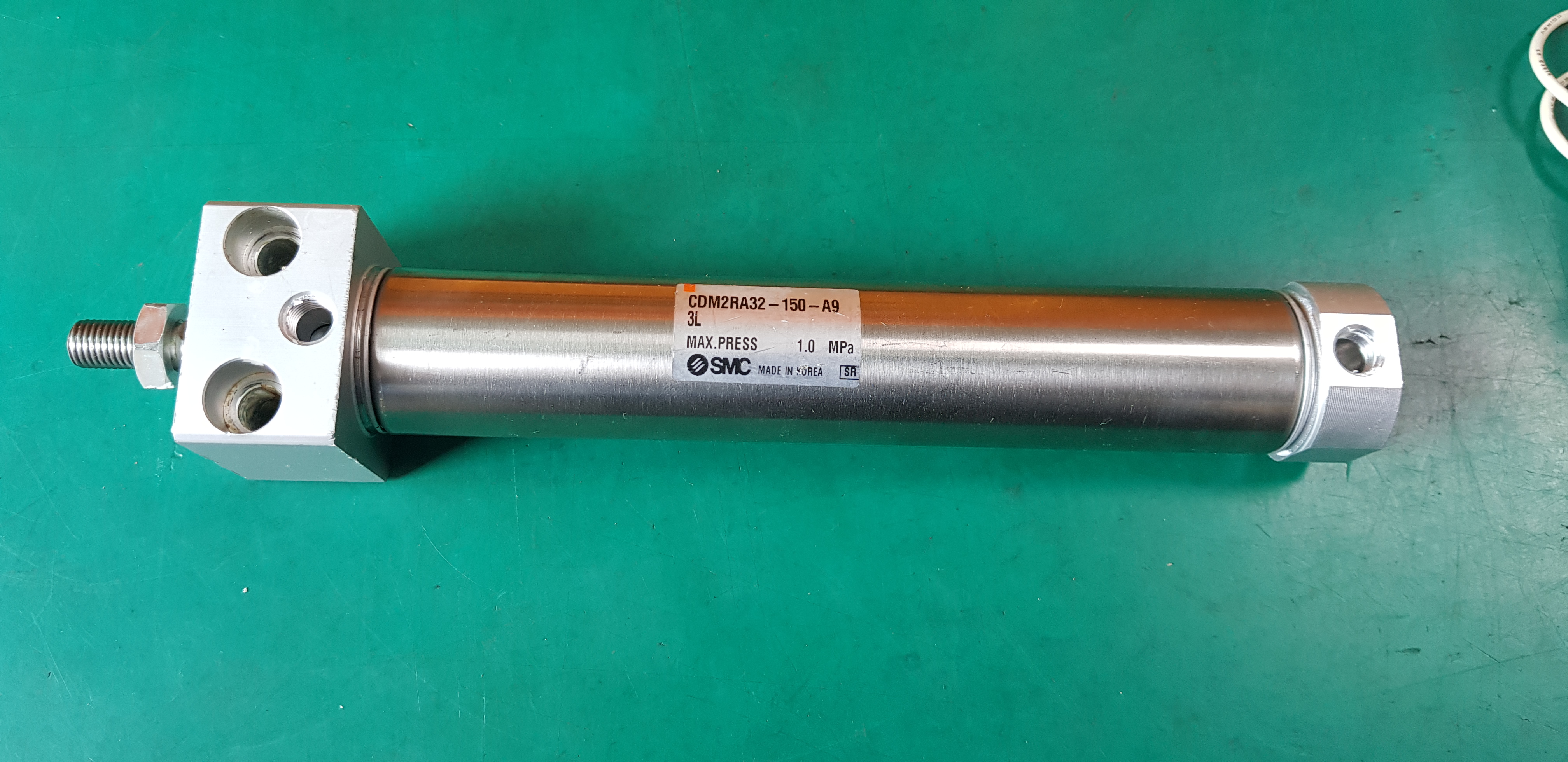 AIR CYLINDER CDM2RA32-150-A93L (중고)