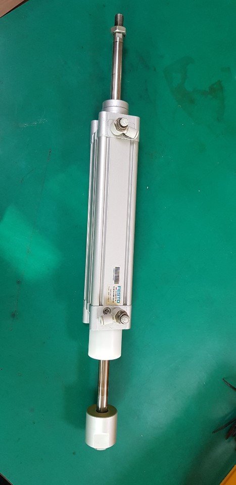 AIR CYLINDER DNC-32-130-PPV-A (중고)