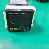 TEMPERATURE CONTROLLER  TZN4S-14R 온도조절기 (중고)