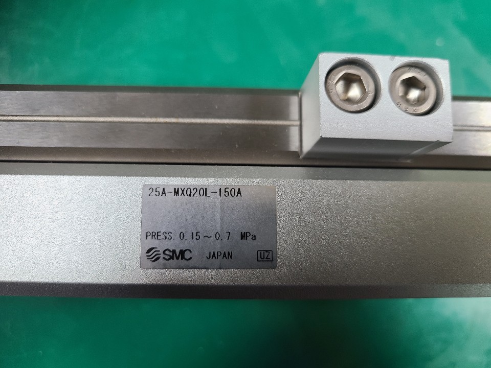 SMC SLIDE TABLE CYLINDER 25A-MXQ20L-150A (중고) 슬라이드 테이블 실린더