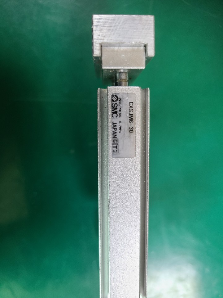 SMC GUIDE CYLINDER CXSJM6-30 (중고) 가이드 실린더