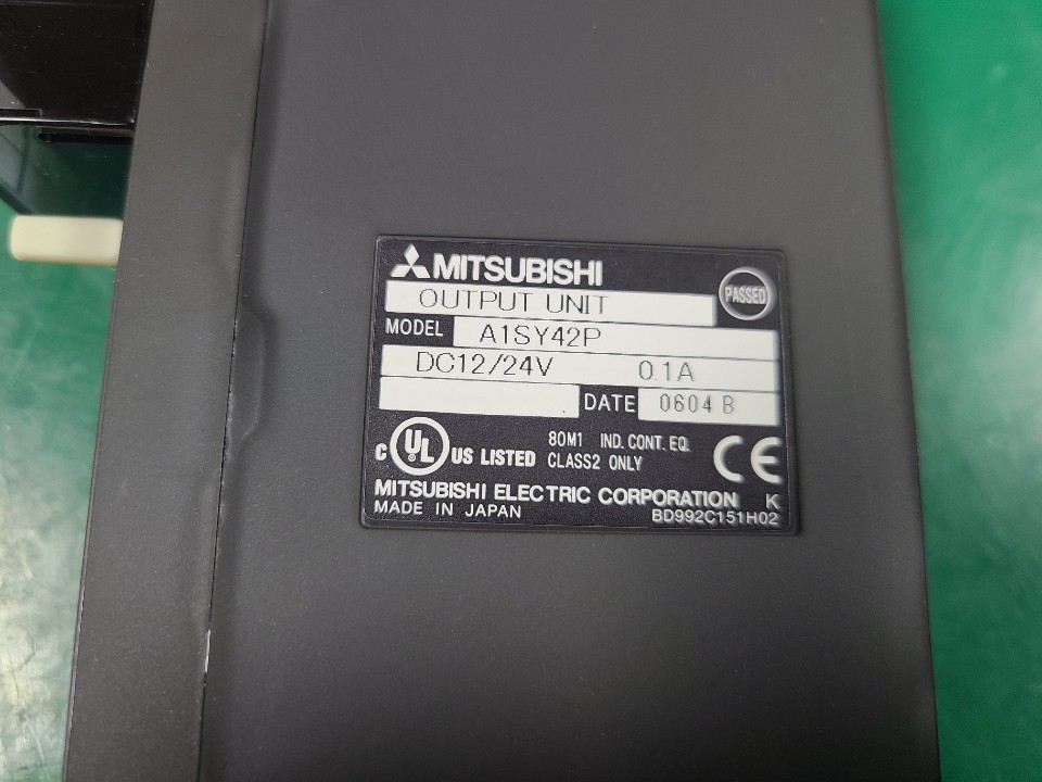 MITSUBISHI PLC OUTPUT UNIT A1SY42P (중고) 미쓰비씨 아웃풋 유닛