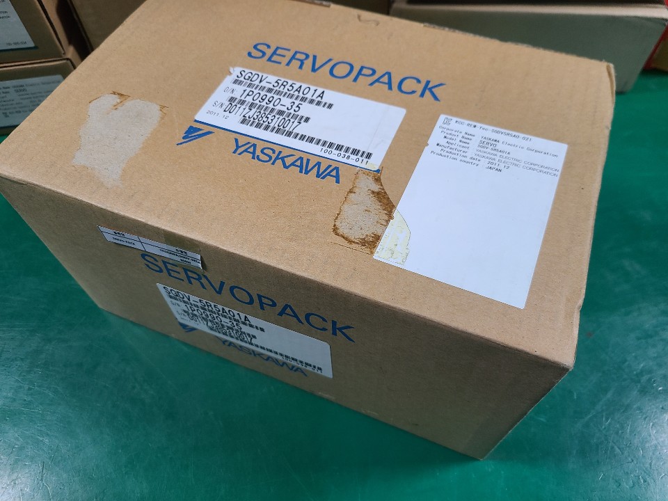 (A급-포장상태)YASKAWA SERVOPACK SGDV-5R5A01A 야스까와 서보팩