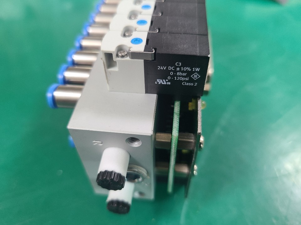 FESTO SOLENOID VALVE UMPO-20-20 SA38392KR (중고) 훼스토 솔밸브