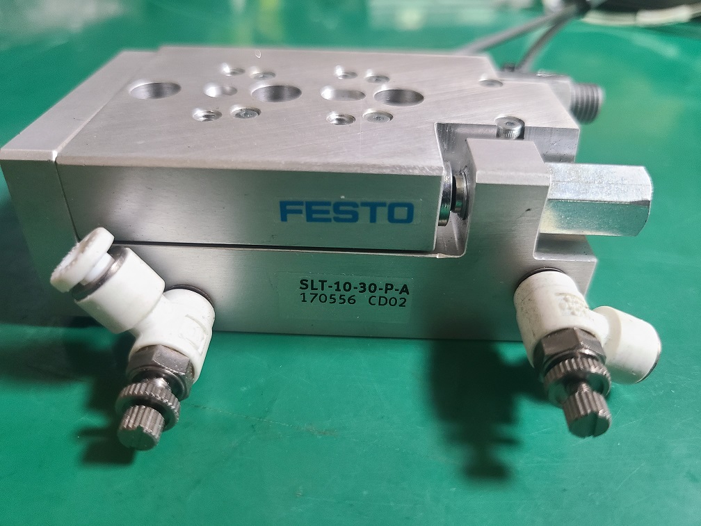 FESTO TABLE CYLINDER SLT-10-30-P-A 훼스토 실린더 (중고)