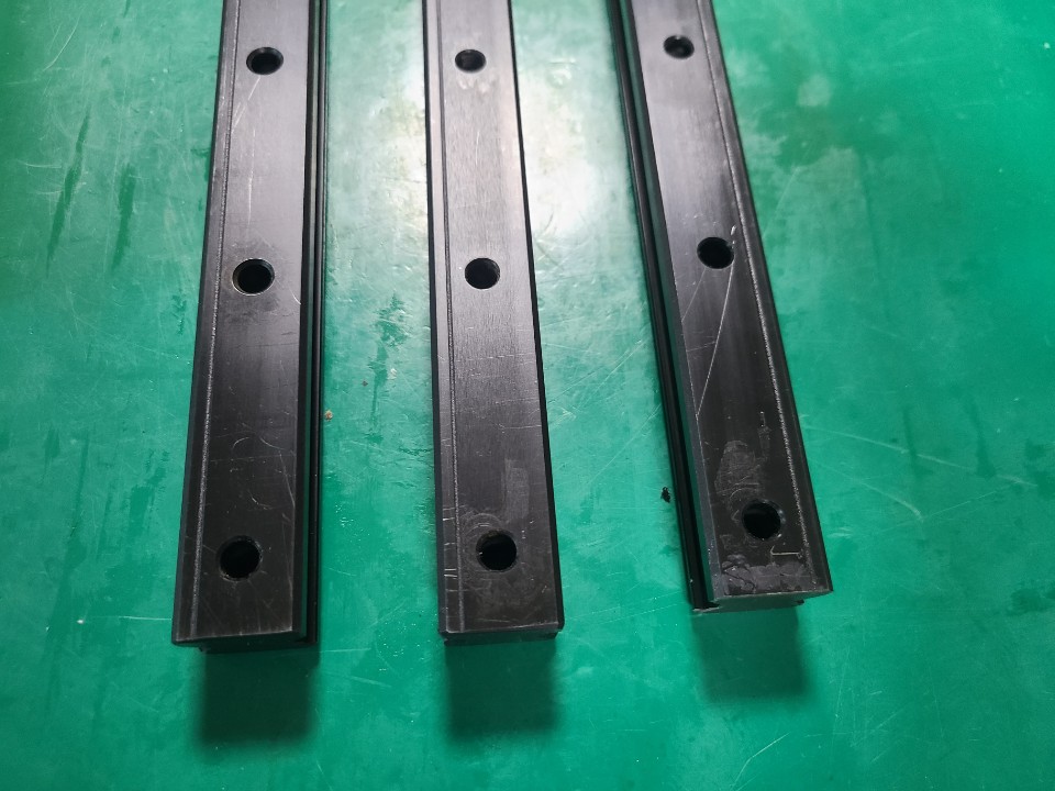 THK LM GUIDE RAIL HSR25(570mm-중고) 삼익 엘엠가이드 레일