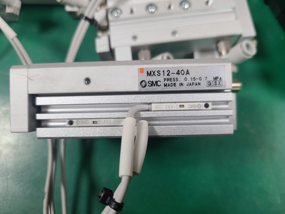 SMC SLIDE TABLE CYLINDER MXS12-40A (중고) 슬라이드 테이블 실린더