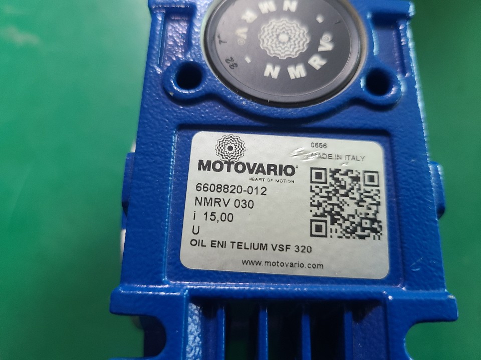 MOTOVARIO REDUCER NMRV030 6608820-012 VSF320 (중고) 웜기어 중공축 감속기