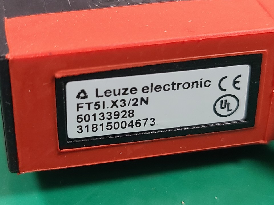 (A급) LEUZE SENSOR FT51.X3/2N 전자 스위치 센서