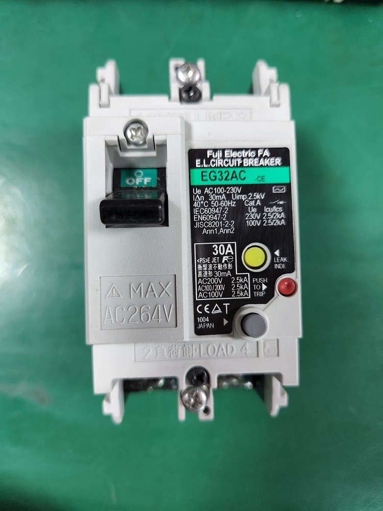 FUJI E.L.CIRCUIT BREAKER EG32AC (30A) 후지 회로 차단기 (중고)