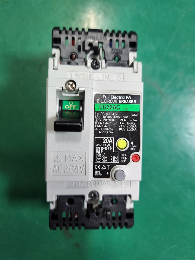 FUJI E.L.CIRCUIT BREAKER EG32AC (20A) 후지 회로 차단기 (중고)