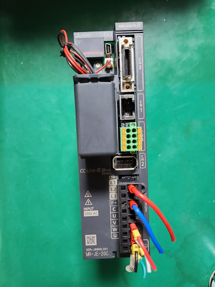 MITSUBISHI SERVO DRIVE  MR-JE-20C  (중고) 미쓰비씨 서보드라이브