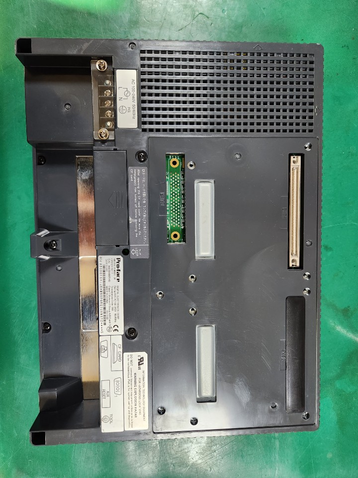 PRO-FACE TOUCH PANEL GP2501-SC11 (3180021-04) 프로페이스 터치패널 (중고)