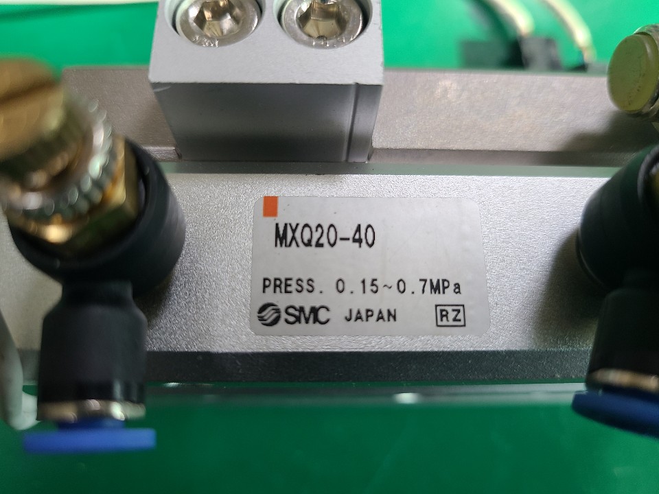 SMC SLIDE TABLE CYLINDER MXQ20-40 (중고) 슬라이드 테이블 실린더