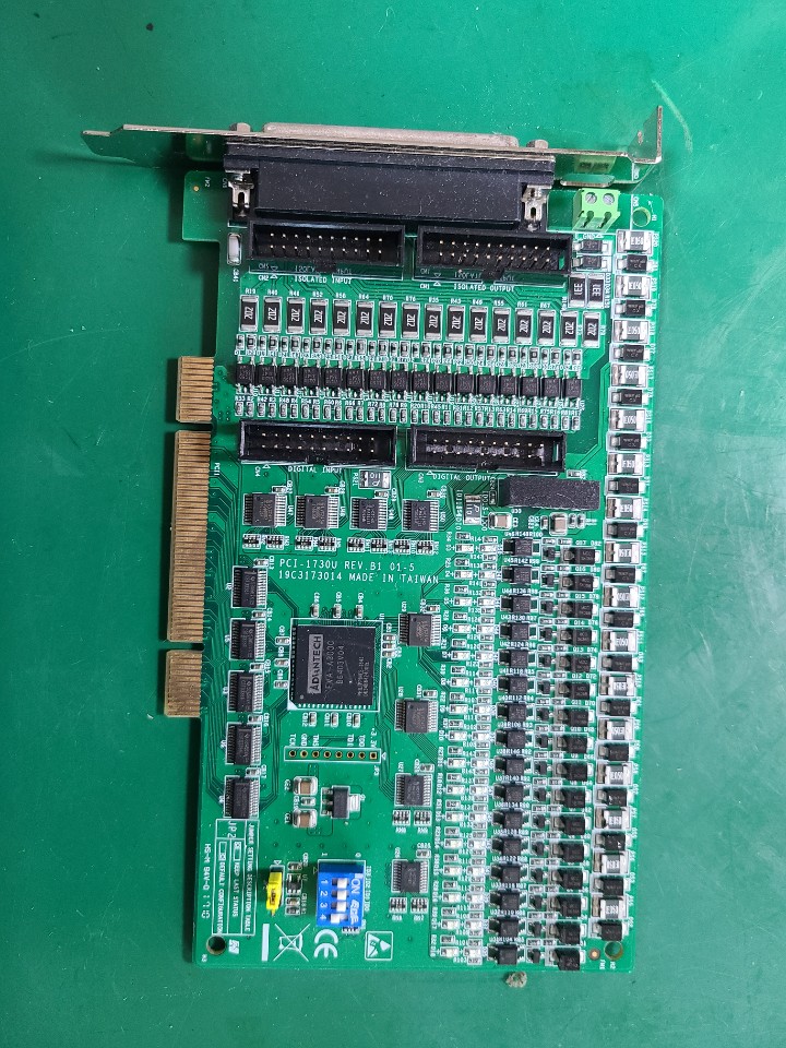 PCI-1730U REV.B1 01-05 (중고) 32 채널 절연 디지털 입력출력 카드