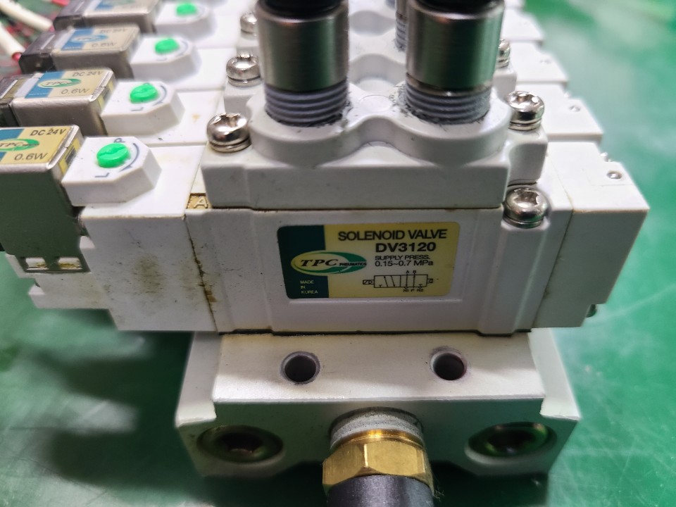 TPC SOLENOIDE VALVE DV3120(8EA) (중고) 솔레노이드 밸브