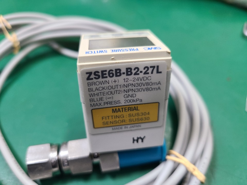 (A급-미사용품) SMC ZSE6B-B2-27L vacuum switch 진공 압력 스위치