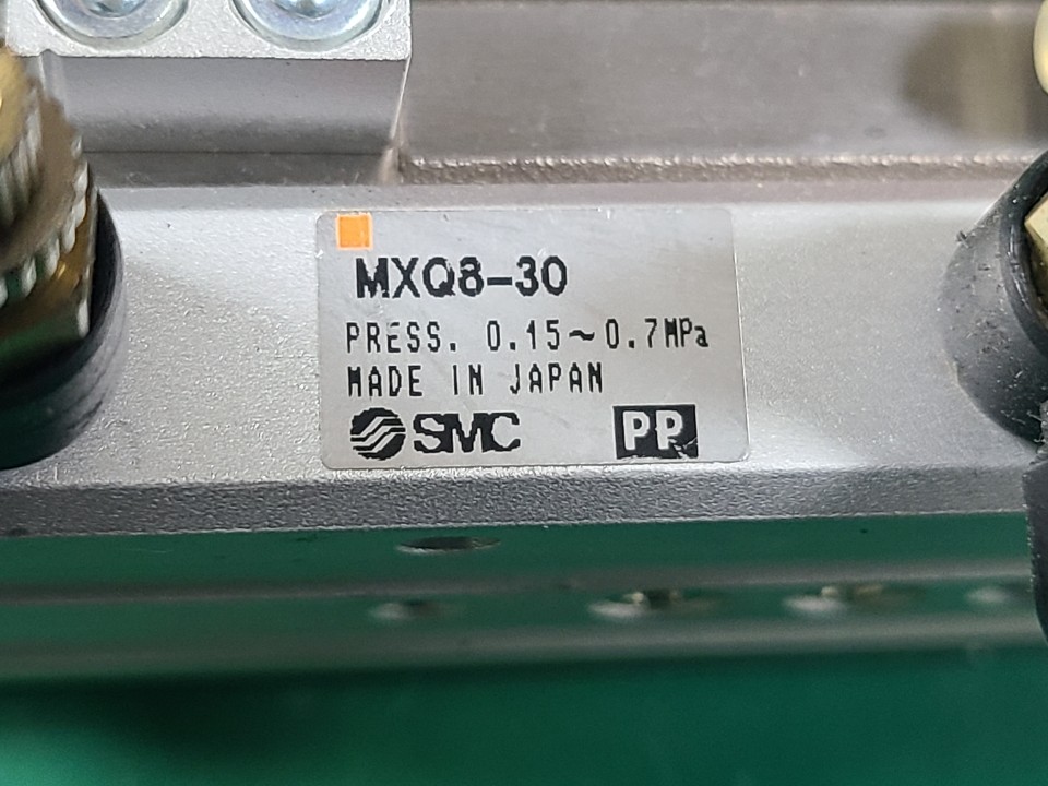 SMC SLIDE TABLE CYLINDER MXQ8-30 (중고) 슬라이드 테이블 실린더