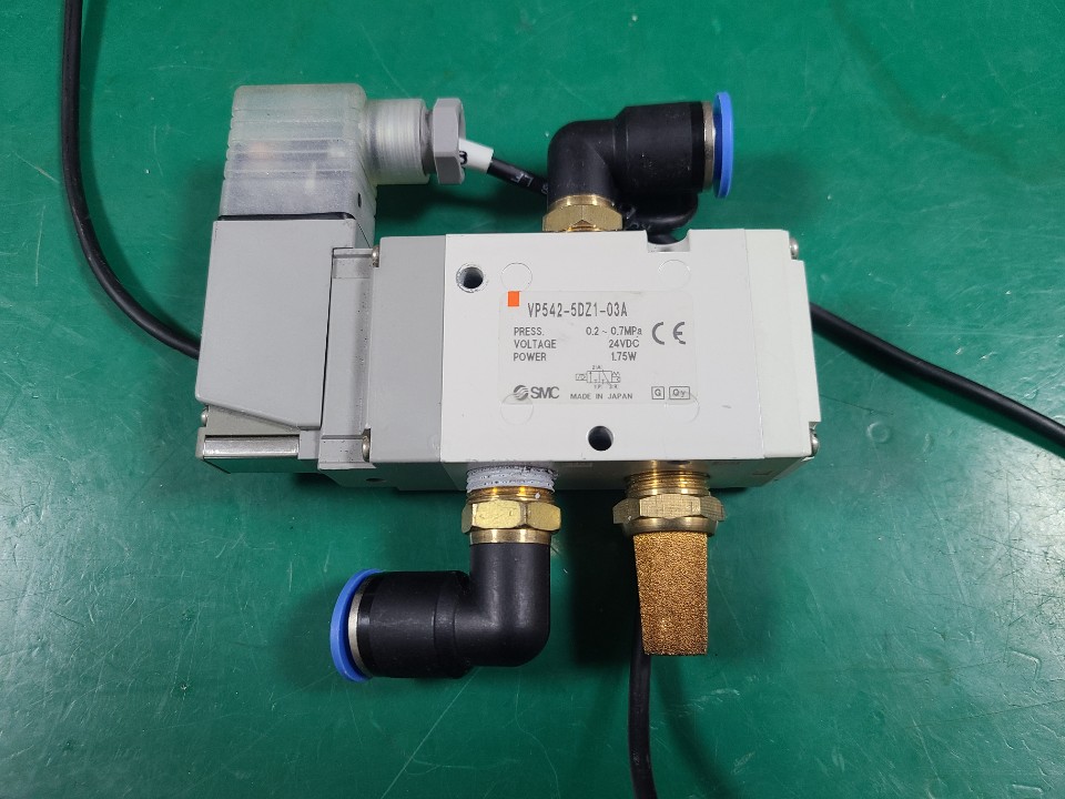 SMC SOLENOIDE VALVE VP542-5DZ1-03A (중고) 솔레노이드 밸브