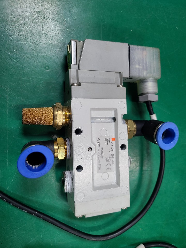 SMC SOLENOIDE VALVE VF5120K-5DZ1-03 (중고) 솔레노이드밸브