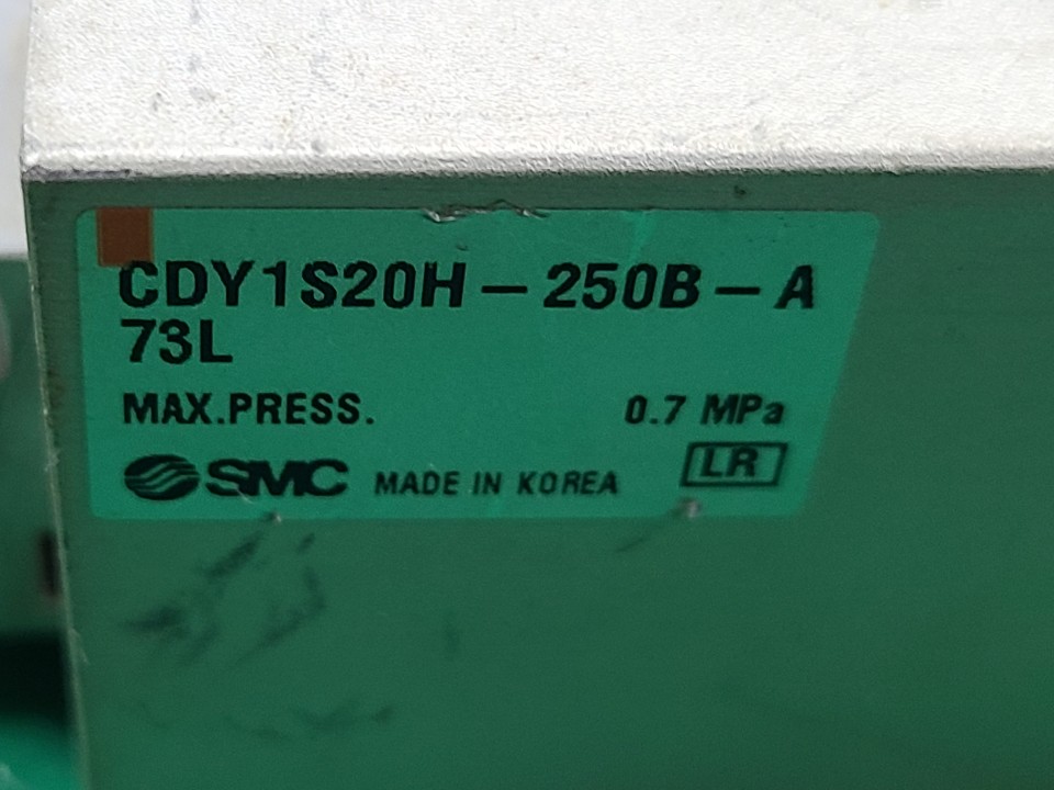 SMC RODLESS CYLINDER CDY1S20H-250B (중고) 로드레스 실린더