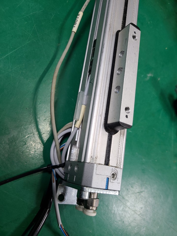 FESTO RODLESS CYLINDER DGP-18-170-PPV (중고) 훼스토 로드레스 실린더