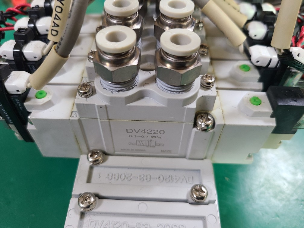 TPC SOLENOIDE VALVE DV4220(4EA) (중고) 솔레노이드 밸브