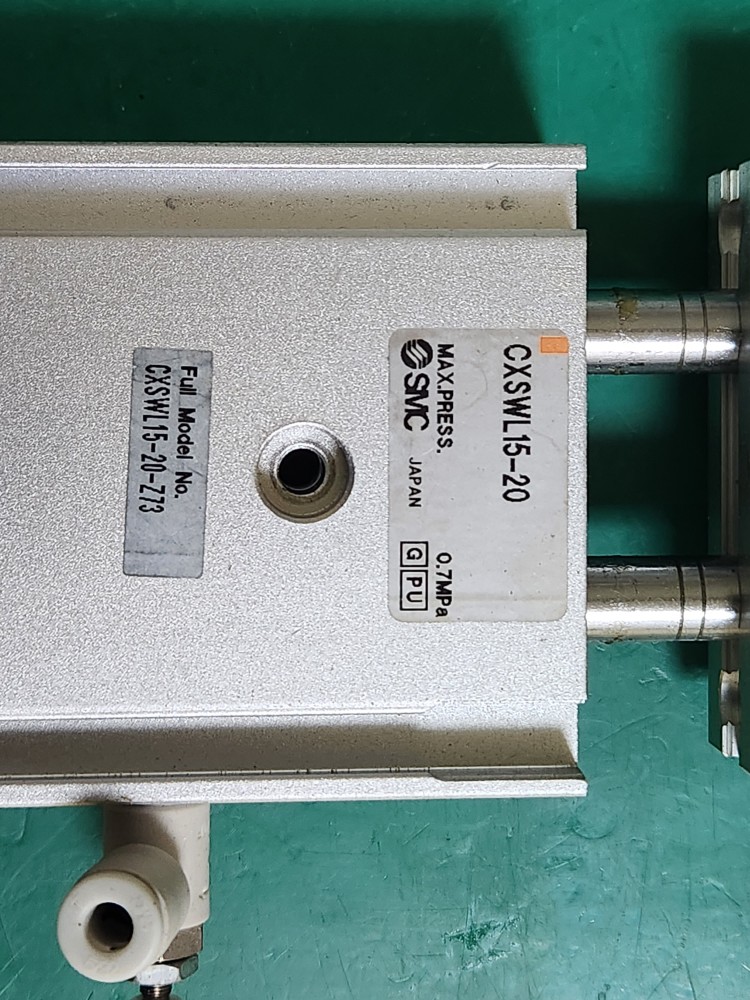 SMC GUIDED CYLINDER DUAL ROD CXSWL15-20  가이드 실린더 (중고)