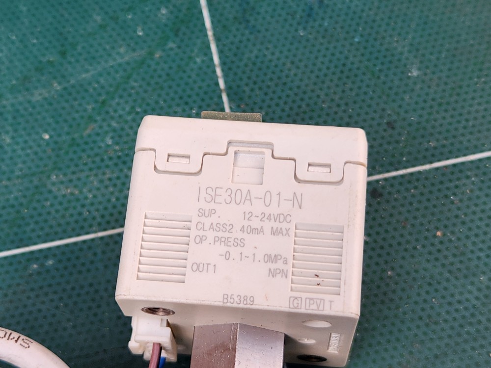 SMC PRESSURE SWITCH ISE30A-01-N (중고)