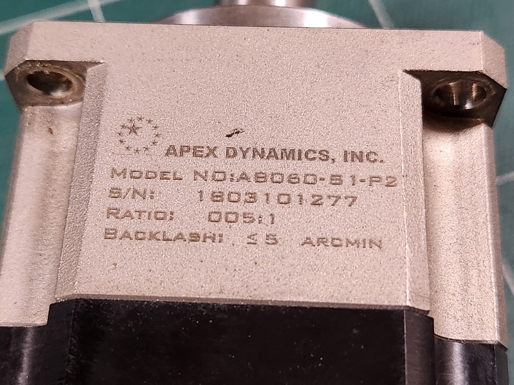 APEX REDUCER AB060-S1-P2  5:1 감속기 (중고)