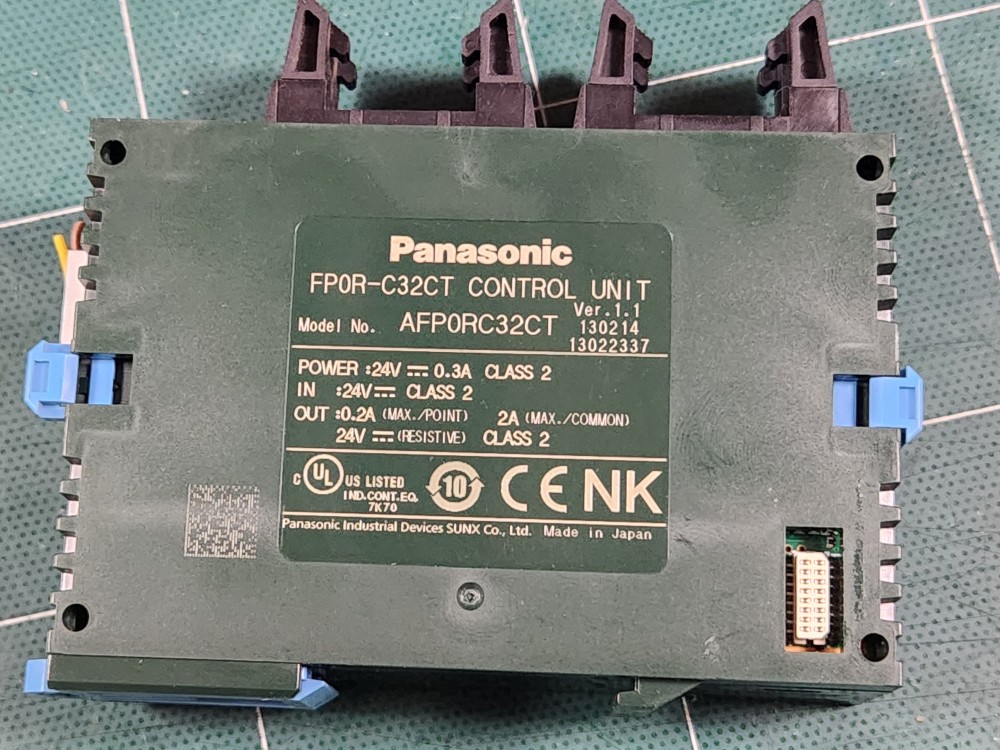 PANASONIC PLC CONTROL UNIT  FP0R-C32CT (AFP0RC32CT) 파나소닉 컨트롤 유닛 (중고)