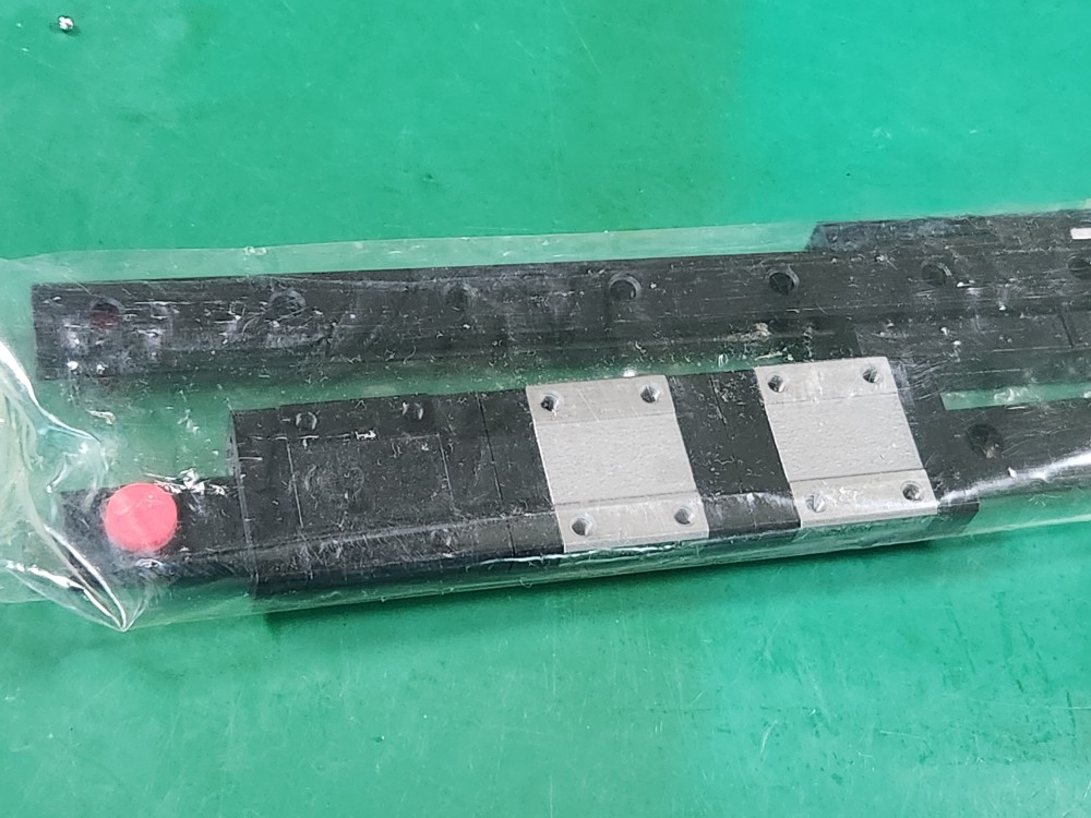 (A급) SBC LM GUIDE SBM-12 RAIL 470mm + BLOCK (중고는 블럭 2개)