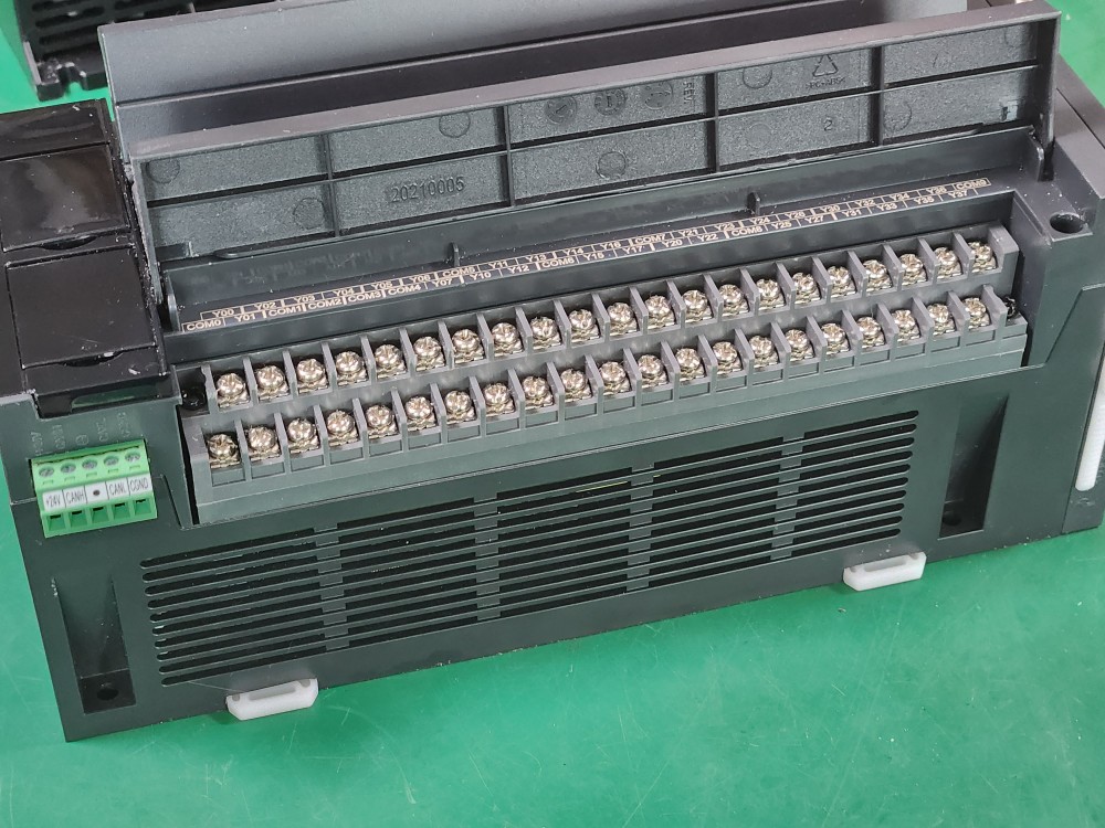 INOVANCE PLC H3U-3232MT 이노밴스 피엘씨 (중고)