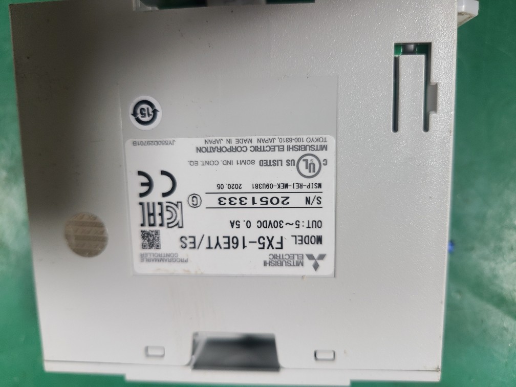 MITSUBISHI PLC FX5-16EX/ES+FX5-16EYT/ES (중고) 미쓰비씨 피엘씨