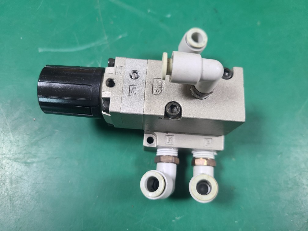 SMC PRECISION REGULATOR VEX1233-02-G (중고) 정밀 레귤레이터