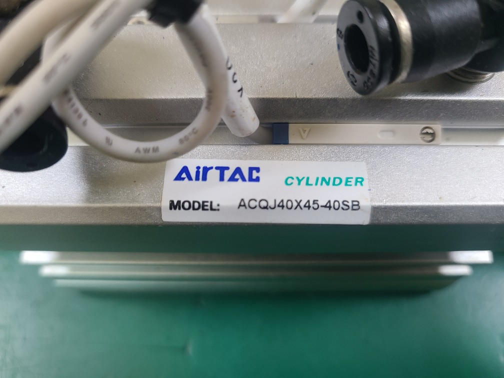 AIRTAC CYLINDER ACQJ40X45-40SB + F-M14X150F  (중고)